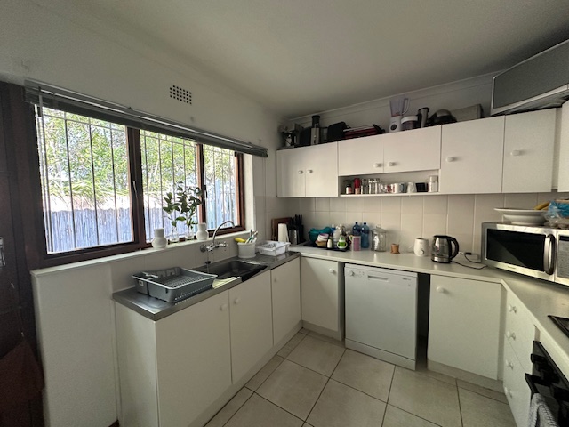 To Let 3 Bedroom Property for Rent in Wynberg Western Cape